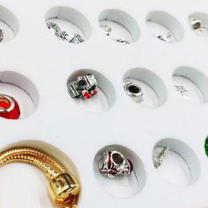 Adventski kalendar s nakitom 03